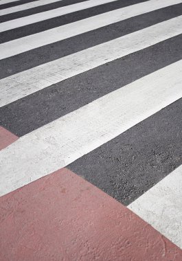 yaya geçidi kırmızı