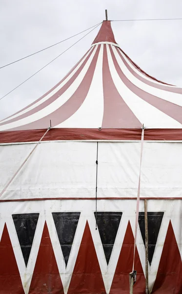 Barraca e telhado de circo — Fotografia de Stock