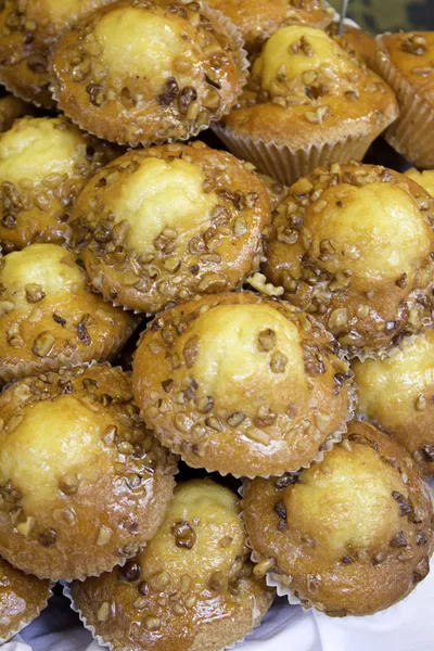 Cupcakes with cereal — Stock Photo, Image