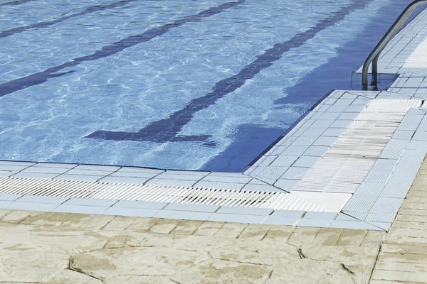 Piscina de verano — Foto de Stock