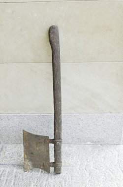 paslı balta