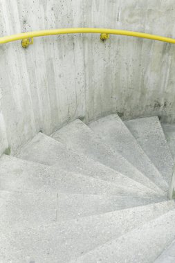 Çimento merdiven