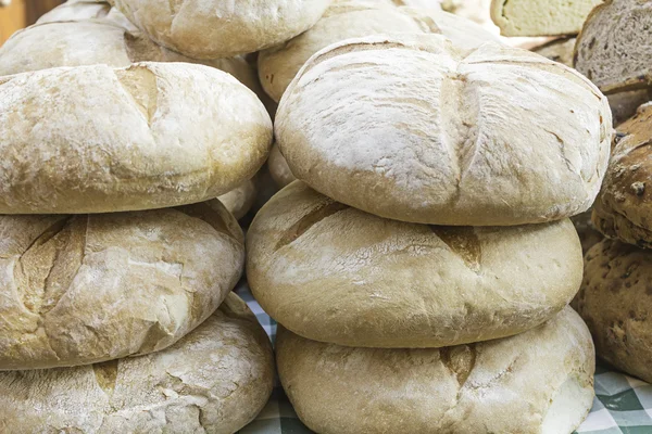 Round bread flour — Stock Photo, Image