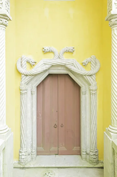 Manuelský kamenné dveře — Stock fotografie