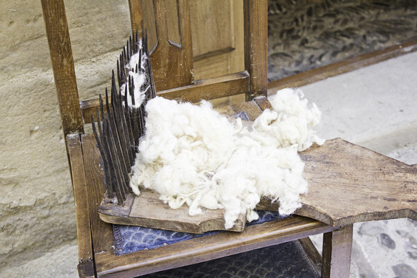 Wool brush