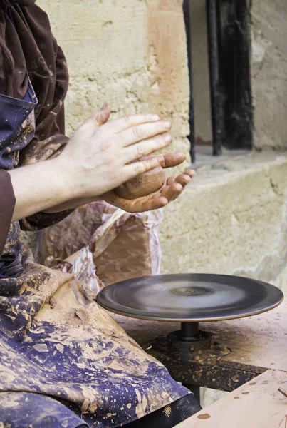 Potter di lavoro — Foto Stock