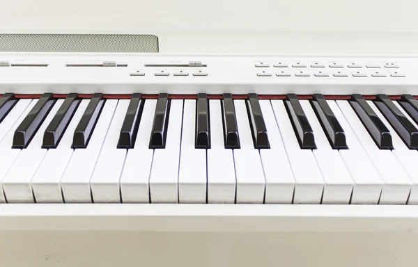 Elektronické piano klávesnici — Stock fotografie