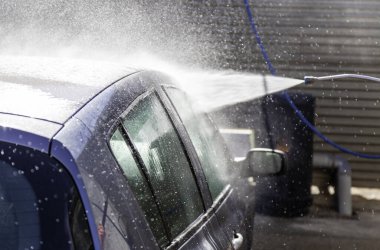 Araba yıkama hortumu, hijyen ve dezenfeksiyon.