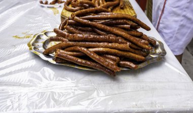 Izgarada pişmiş domuz eti, kutlama.