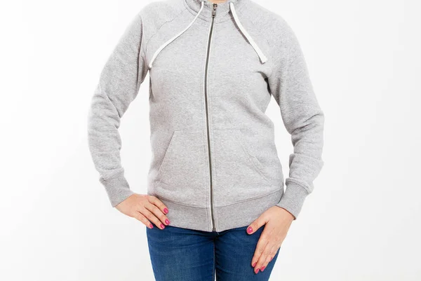 Młoda Hipsterka Ubrana Czystą Bawełnianą Bluzę Miejscem Logo Makietę Szarej — Zdjęcie stockowe