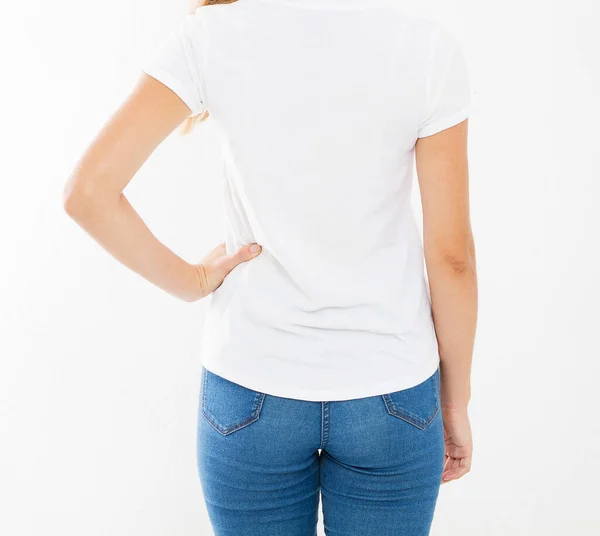 Arkaya Bakan Beyaz Tişörtlü Seksi Kadın Gömlek Tasarımı Insanların Konsepti — Stok fotoğraf