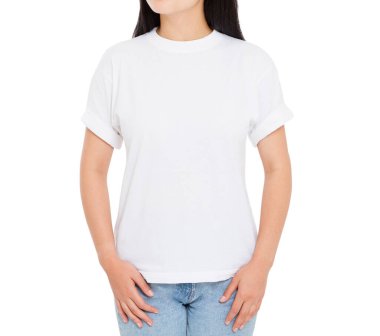 Beyaz tişörtlü Asyalı kız beyaz arka planda izole edilmiş - kadın tişörtü modeli