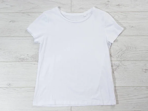 Camiseta Blanca Maqueta Arriba Vista Superior Fondo Camisa Vacía — Foto de Stock