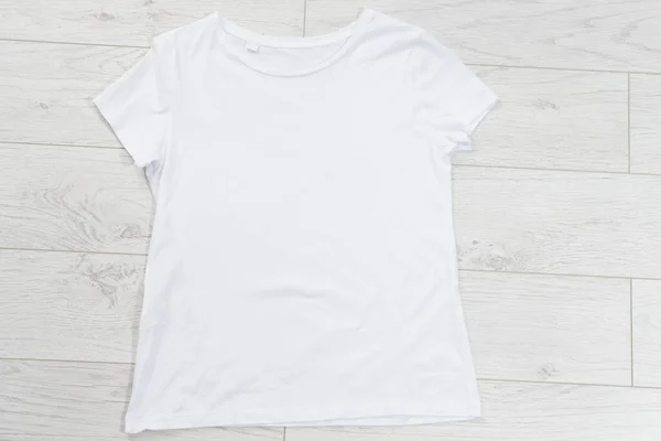 Camiseta Blanca Maqueta Arriba Vista Superior Fondo Camisa Vacía — Foto de Stock