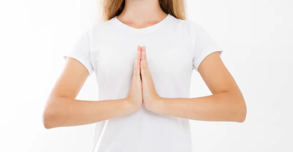Close Mãos Mulher Bonita Menina Shirt Branca Meditando Dentro Casa — Fotografia de Stock