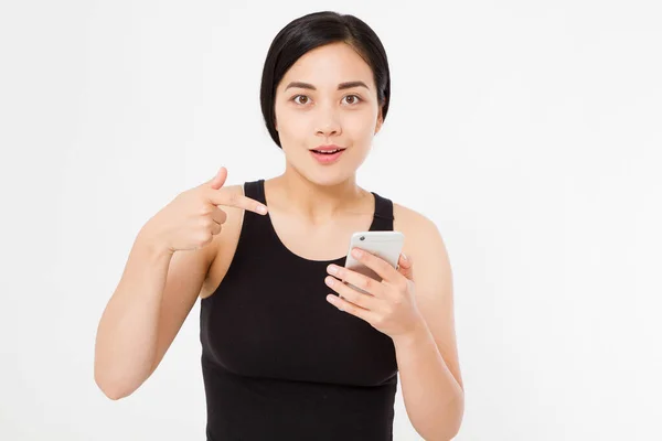 Sorrindo Asiático Japonês Mulher Segurar Branco Smartphone Celular Isolado Fundo — Fotografia de Stock