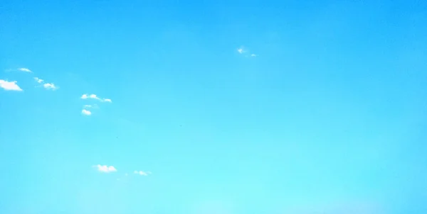 Céu Azul Com Fundo Nuvem Textura Nublada Foco Seletivo Espaço — Fotografia de Stock