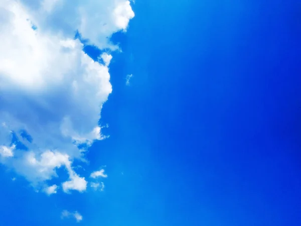 Kék Felhő Háttér Szelektív Fókusz Fénymásolási Hely — Stock Fotó