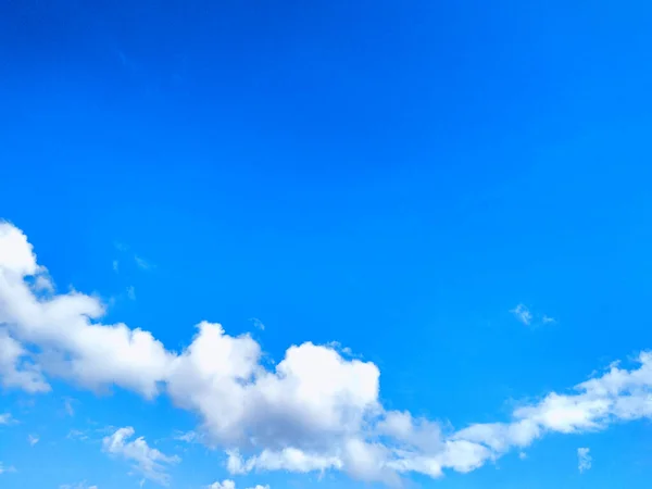 Kék Felhő Háttér Felhős Textúra Szelektív Fókusz Másold Helyet Gúnyolódni — Stock Fotó