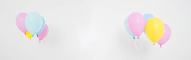 Renkli parti balonları arka plan kolajı, hazır. Kutlama, tatiller, yaz konsepti. Tasarım şablonu. reklam panosu veya panosu boş, üst görünüm, kopyalama alanı.