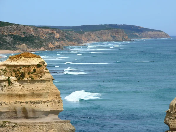 La playa con la formación rocosa. Great Ocean Road, Australia, Victoria, Parque Nacional . —  Fotos de Stock