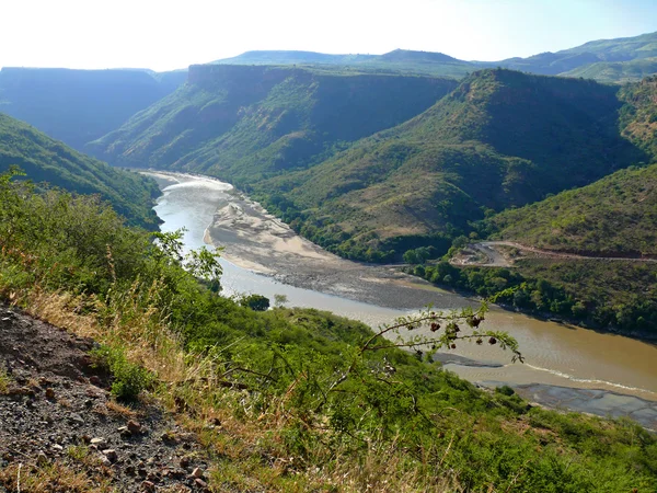 Mavi Nil, kanyon. dağların peyzaj. Afrika, Etiyopya. — Stok fotoğraf