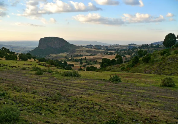 Horská krajina. elevace nad tři tisíce metrů. Afrika, Etiopie. — Stock fotografie