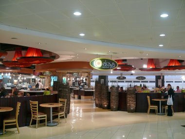 Dammam king fahd, Suudi Arabistan - desember 19, 2008: Havaalanı.