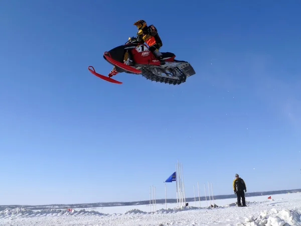 Course de ski de fond sur neige . — Photo