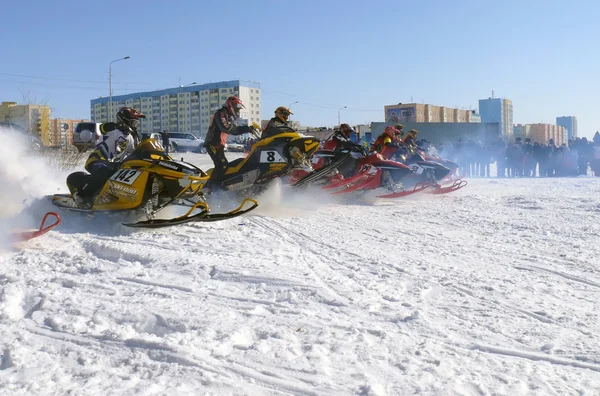 Carrera a campo traviesa de nieve. — Foto de Stock