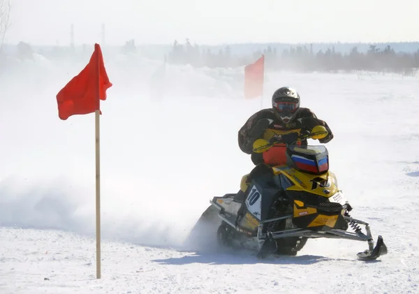 Corrida de neve cross-country . — Fotografia de Stock