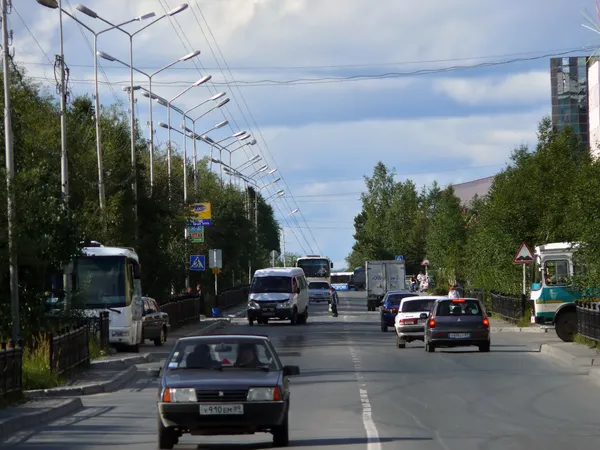 Nadym, Rosja - zm. 21 sierpnia 2007 r.: panoramę miasta. Zdjęcia Stockowe bez tantiem