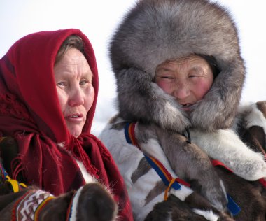 nadym, Rusya Federasyonu - 18 Mart 2006: bilinmeyen kadın - nenets, yakın çekim