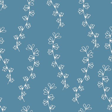 Yapraklı beyaz dallar