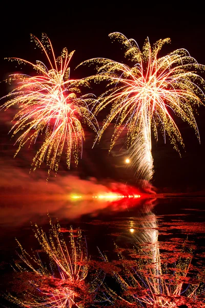Golden and Red Fireworks — Stock Photo, Image