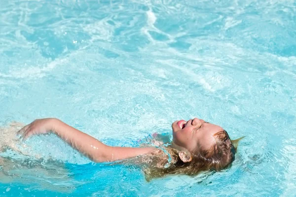 Swim Time — Stock Photo, Image