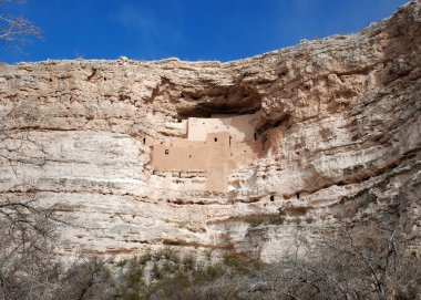 Montezuma Castle: uzaktan görüntüleyin