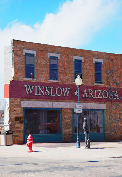 Standin' on the corner, Winslow, Arizona