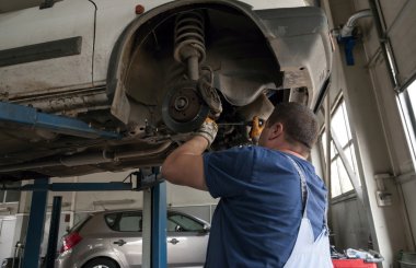 Araba Servisi içine