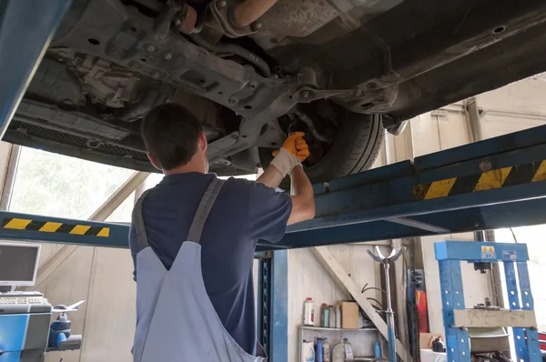 Autoservis uvnitř — Stock fotografie