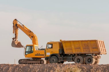 yol ve otoyol tamir ve inşaatı