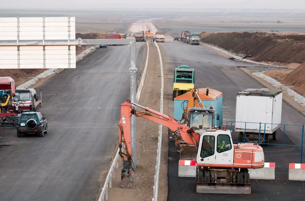 Construcción y reparación de carreteras y autopistas — Foto de Stock