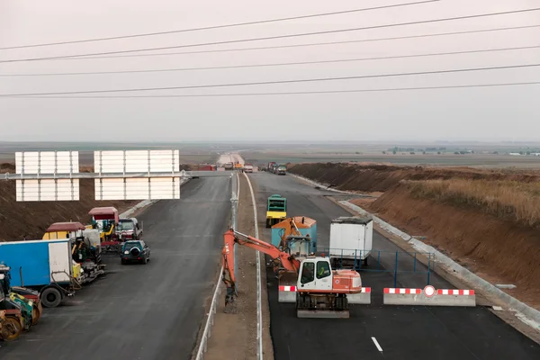 yol ve otoyol tamir ve inşaatı