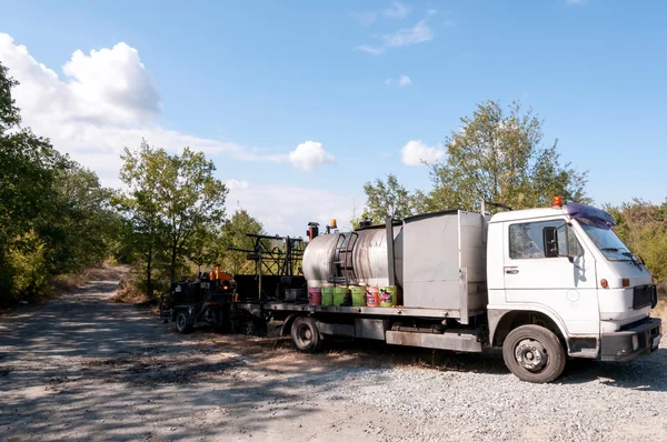 Bouw en reparatie van wegen en snelwegen — Stockfoto