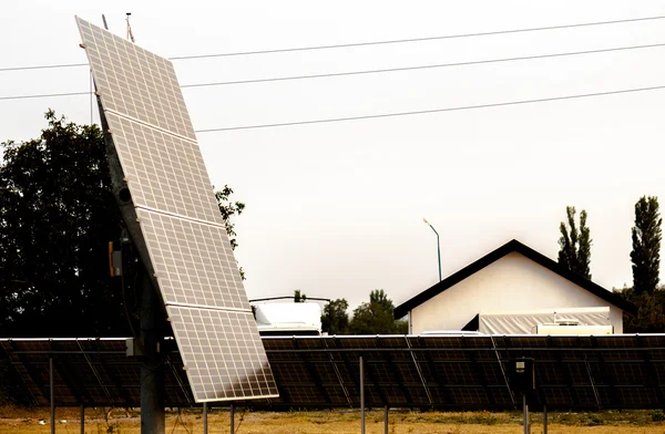 Panneaux solaires (énergie alternative ) — Photo