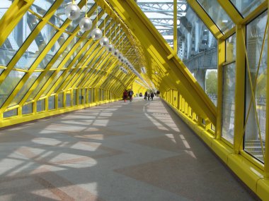 Sarı metal Köprüsü