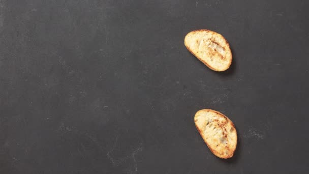 Detener Animación Movimiento Cocina Bruschetta Conjunto Bruschetta Colocada Sobre Fondo — Vídeos de Stock