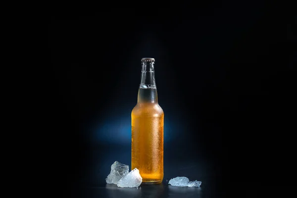 Bottle Beer Condensation Droplets Black Blue Background Cold Beer Bottle — Zdjęcie stockowe