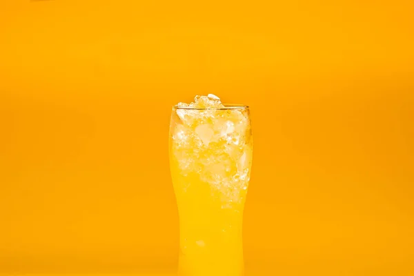 Beer Cocktail Yellow Beer Glass Yellow Background — Stock fotografie
