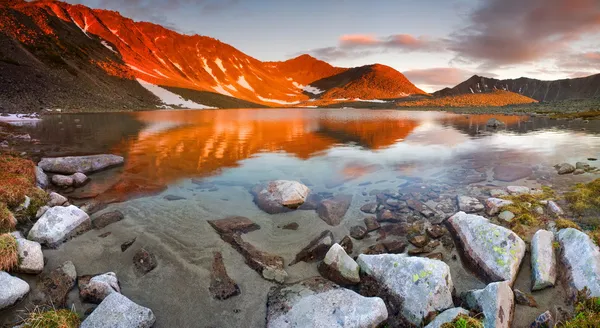 Lago di fuoco — Foto Stock